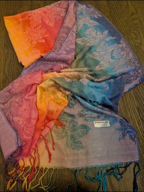 Pashmina Multi Colored Floral Pattern